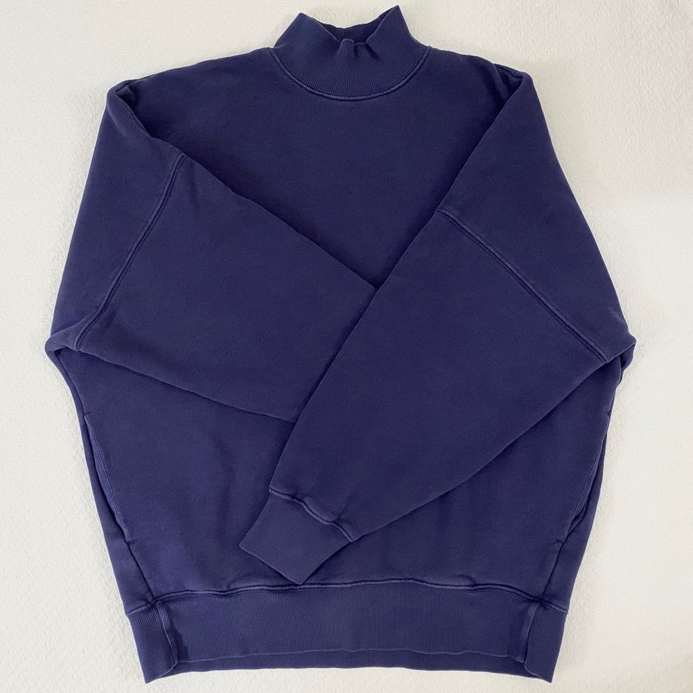 Aritzia TNA CozyAF Sweatshirt Size 1 *RARE COLOR*